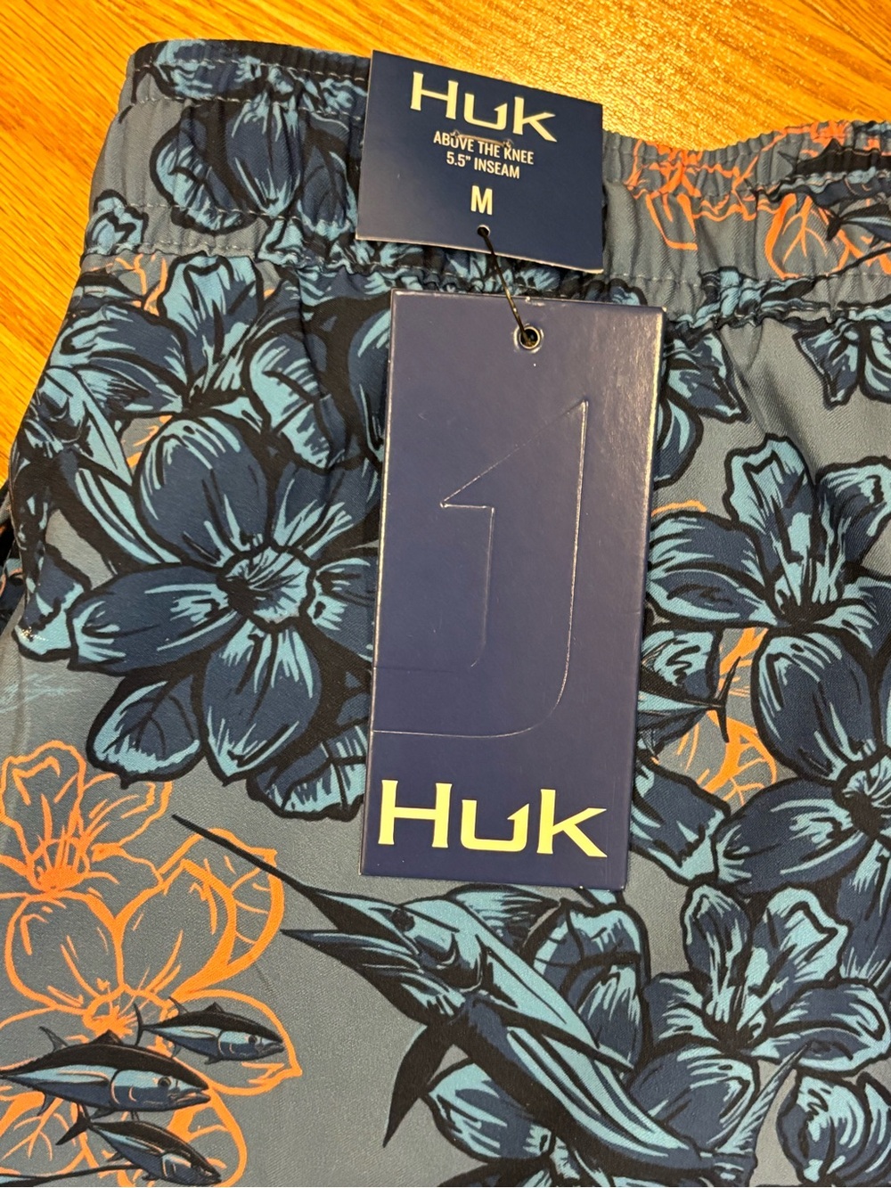 Huk NEW Mens Medium Desert Rose Ice Water Pursuit Volley Short Blue SPF+30 Beach - Picture 3 of 13